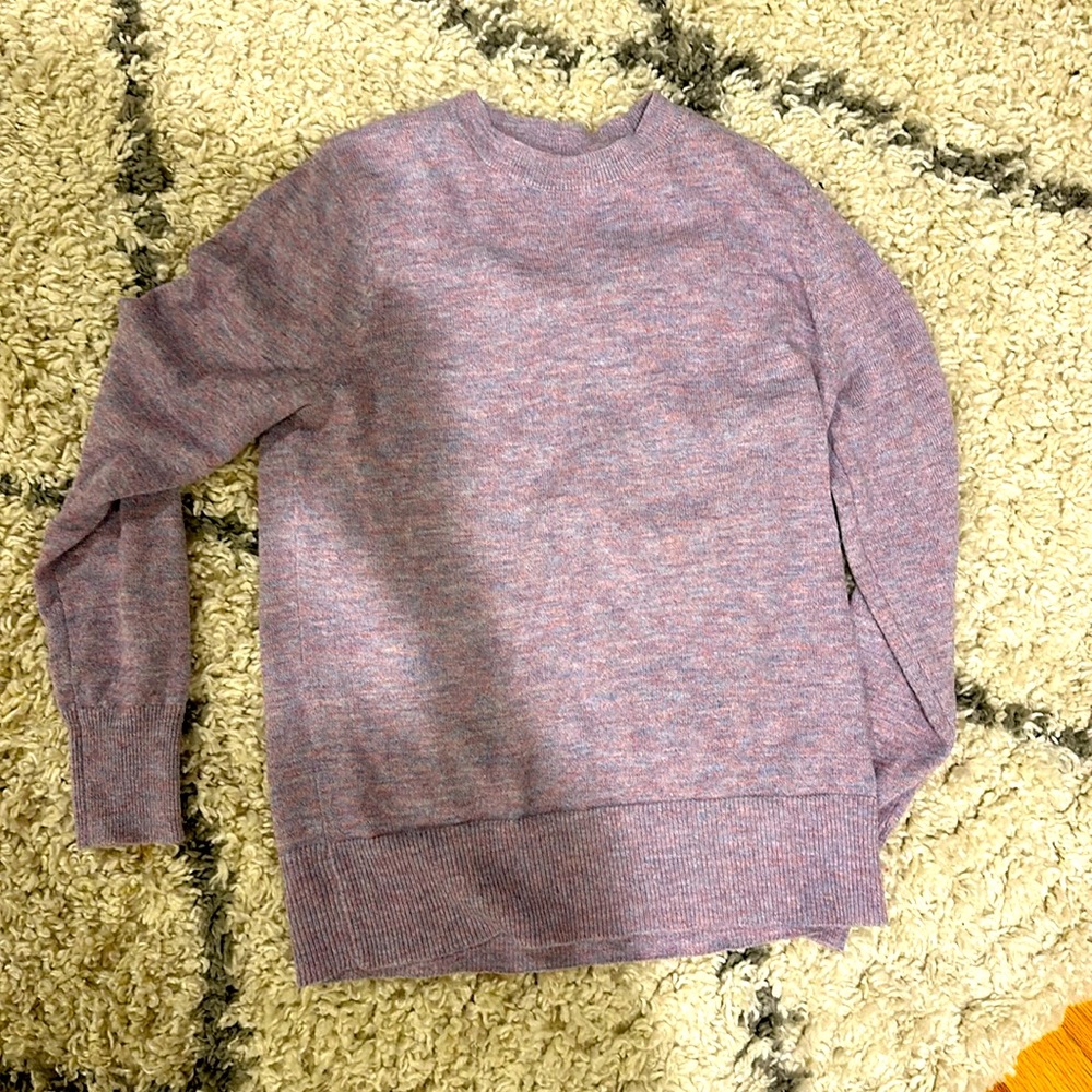 The pulse boutique lavender sweater size small